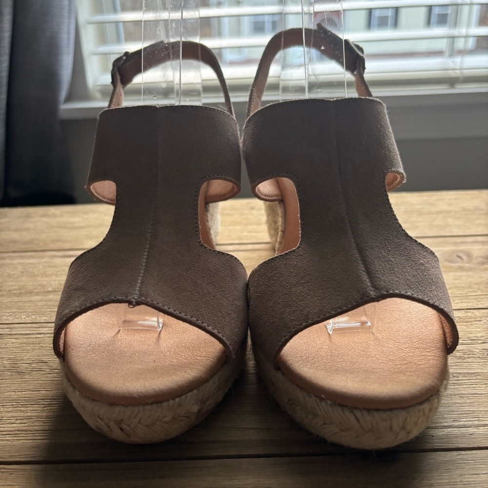 NWOT Women’s Paseart Espadrille Suede Beige Wedge Sandals Size 38 US 7.5 - Picture 2 of 9